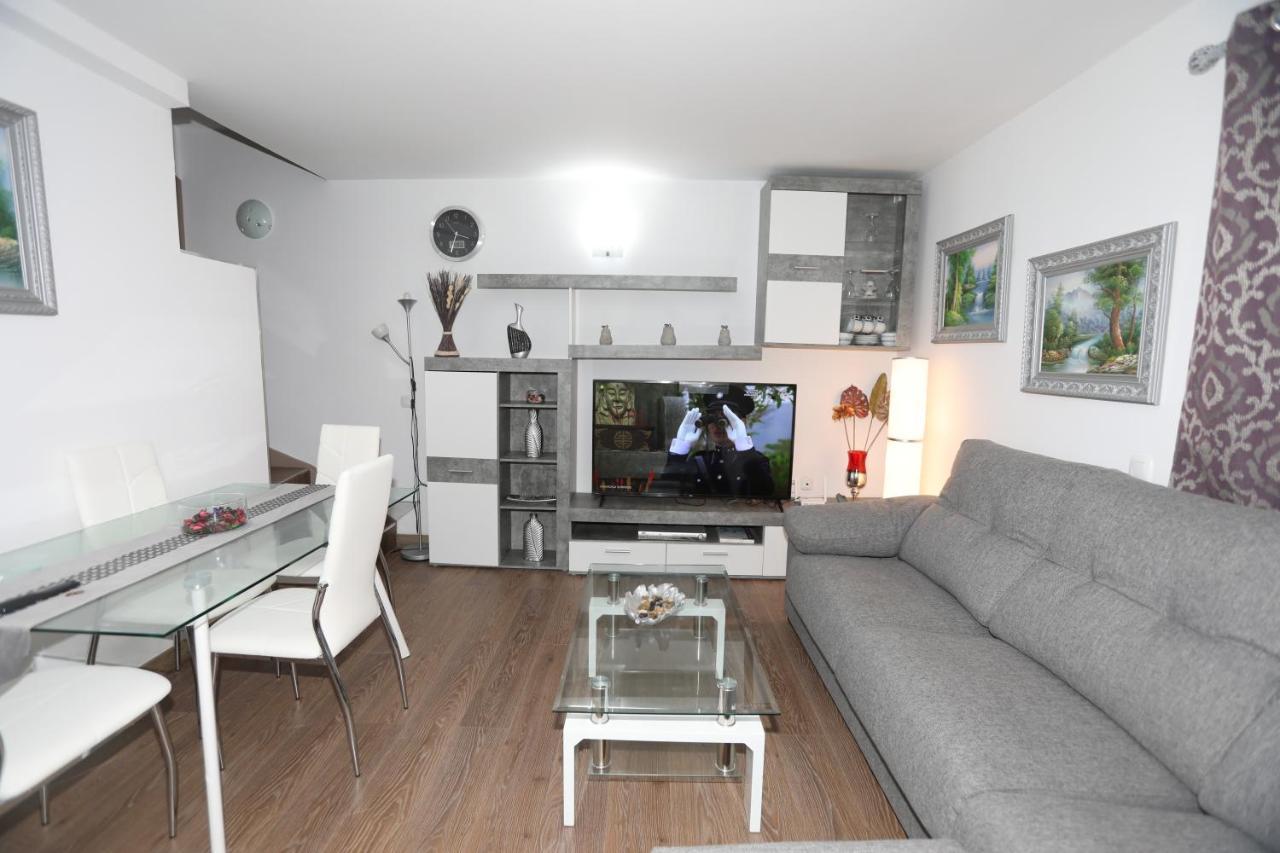 Keur Fina Apartment Costa De Antigua Exterior photo